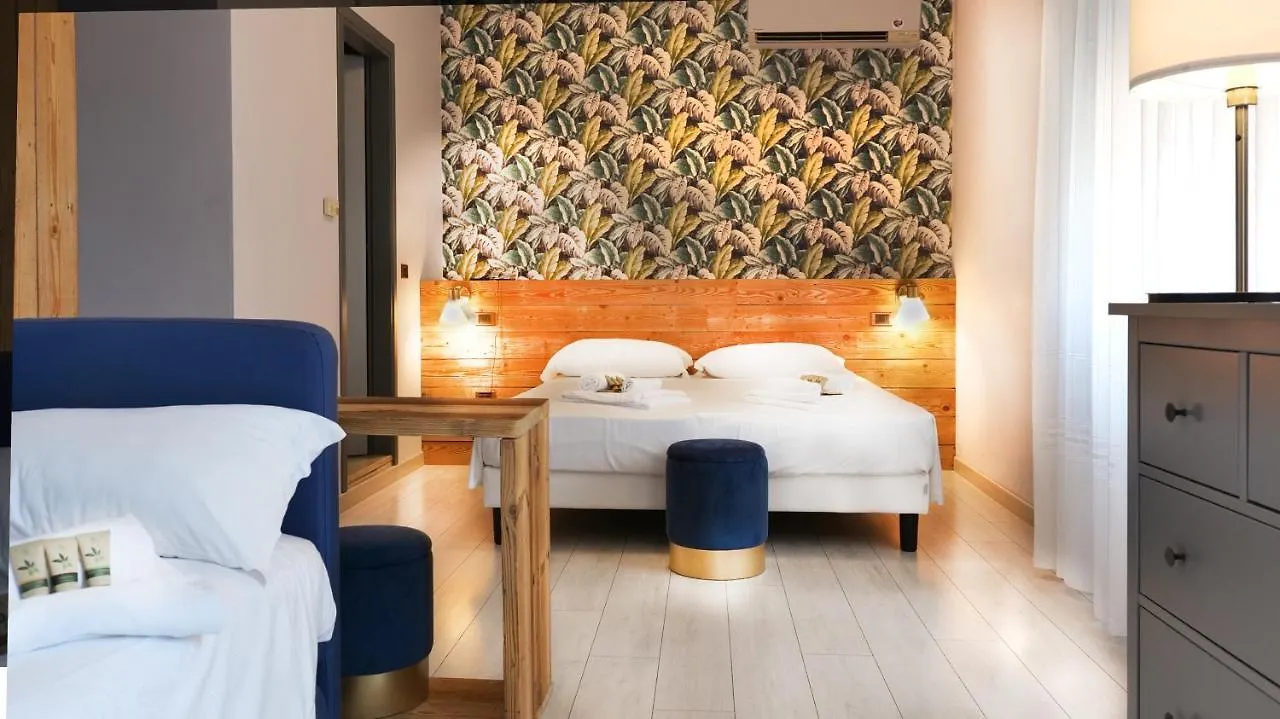 Hotel Riviera Desenzano del Garda 3*,  Italia
