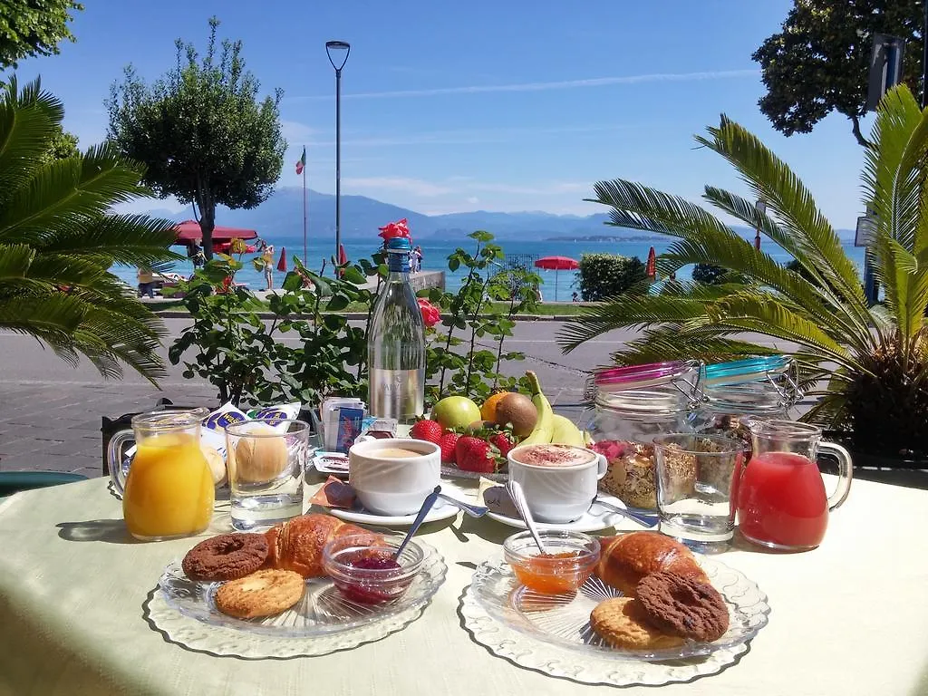 Hotel Riviera Desenzano del Garda