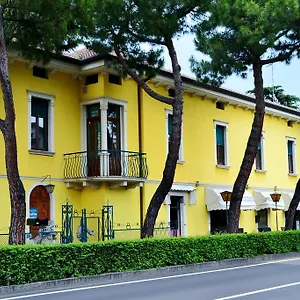 Guest house South Garda Suites