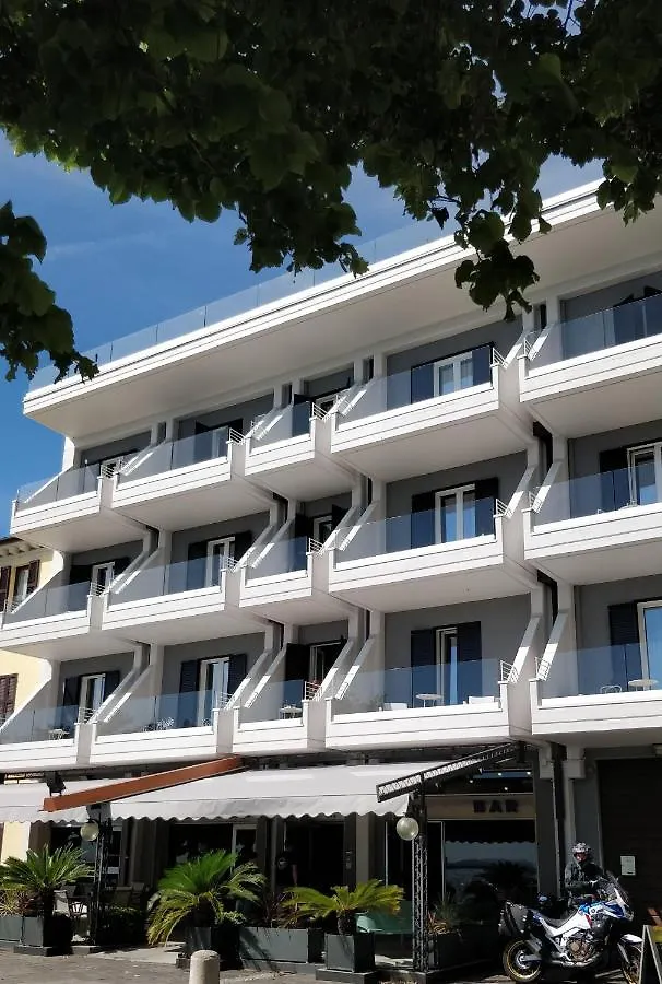 Hotel Riviera Desenzano del Garda